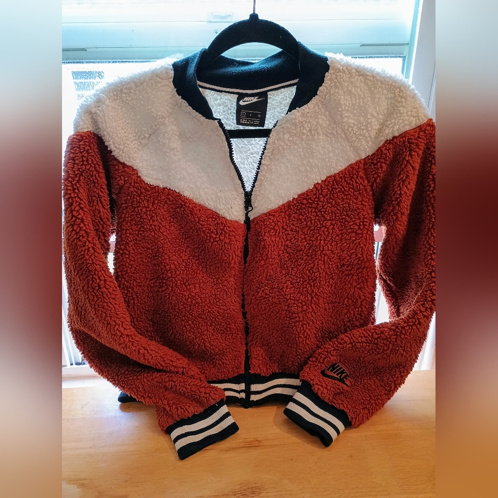 Nike Fuzzy Workout Bomber Jackets Sherpa size Small 2 color options